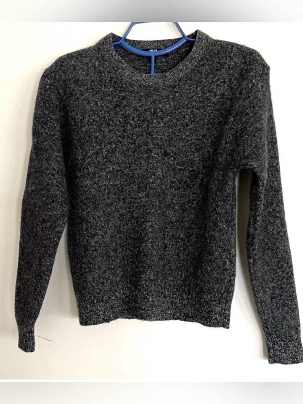 50%off🎊Uniqlo 100% Wool Crewneck Sweater